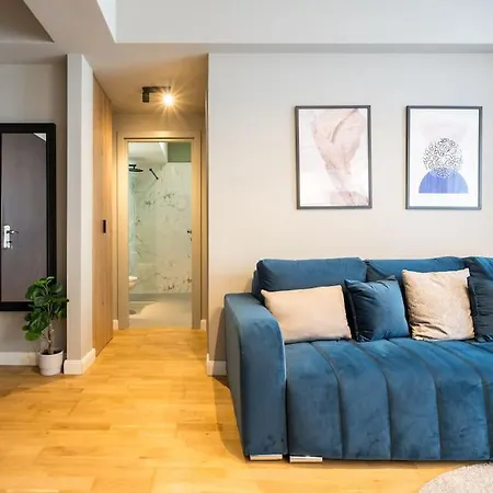 Apartment Bright 1br Flat - New Midtown Building + Terrace *