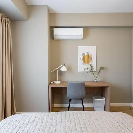 Apartment Bright 1br Flat - New Midtown Building + Terrace