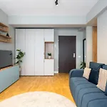 Bright 1br Flat - New Midtown Building + Terrace * Бухарест