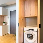 Bright 1br Flat - New Midtown Building + Terrace Апартаменти