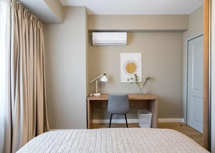 Apartman Bright 1br Flat - New Midtown Building + Terrace