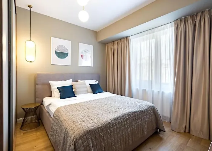 Bright 1br Flat - New Midtown Building + Terrace Daire